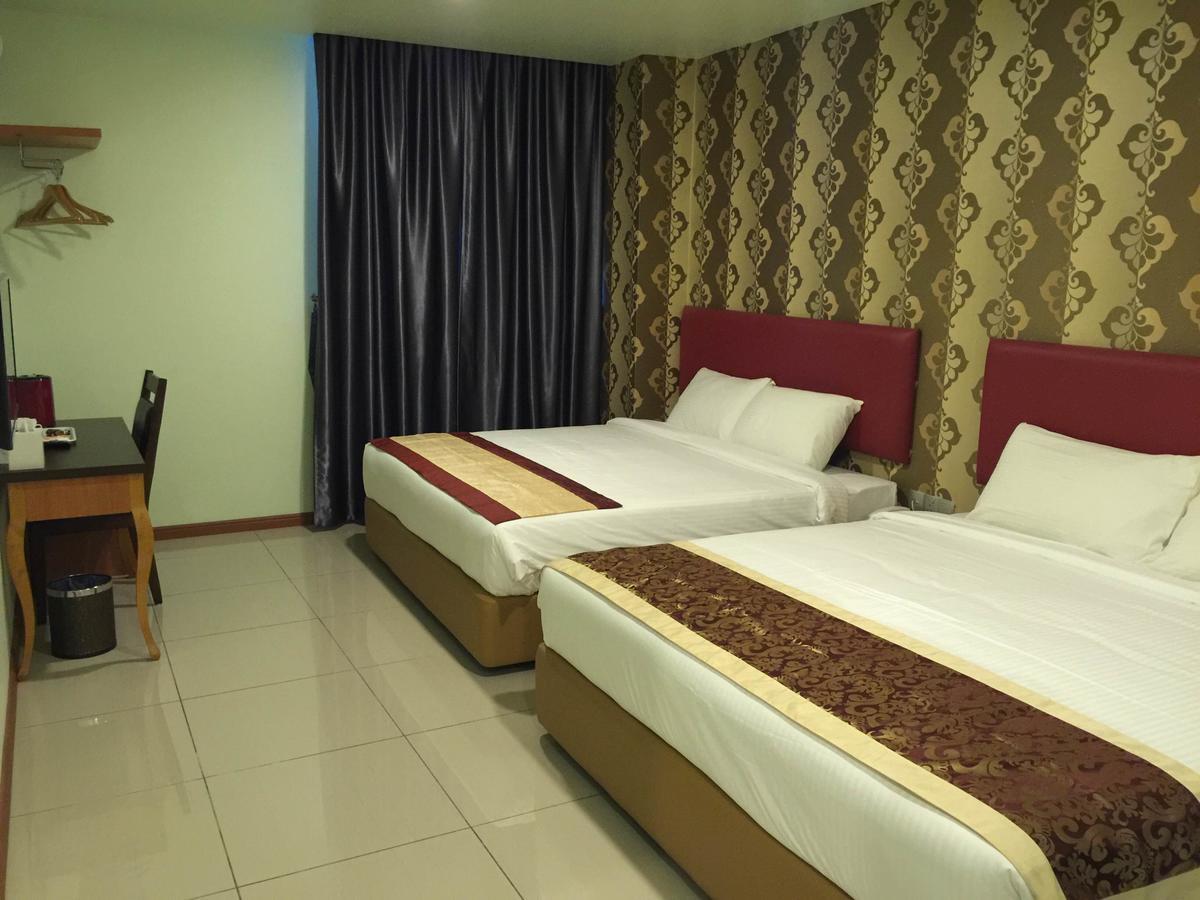Prince33 Hotel 3*