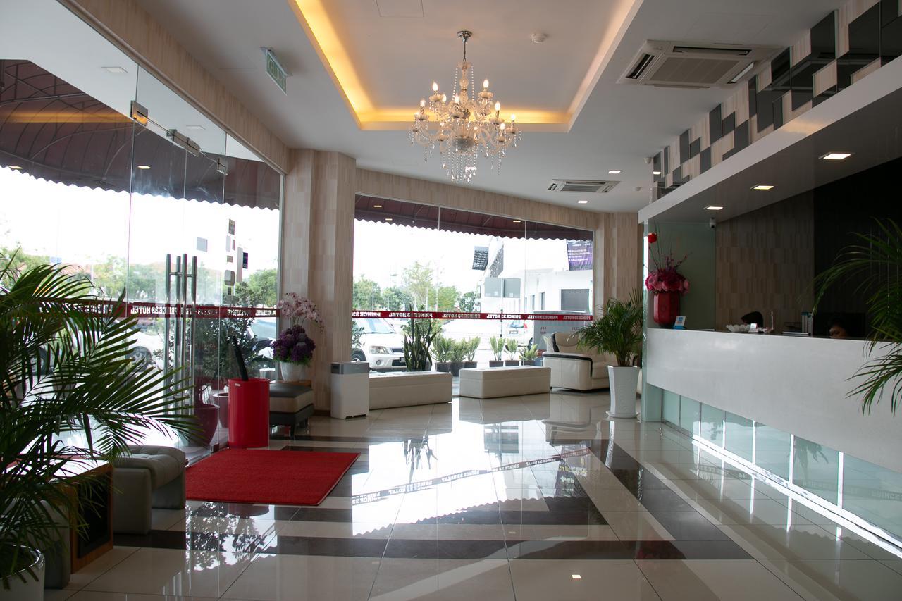 Prince33 Hotel