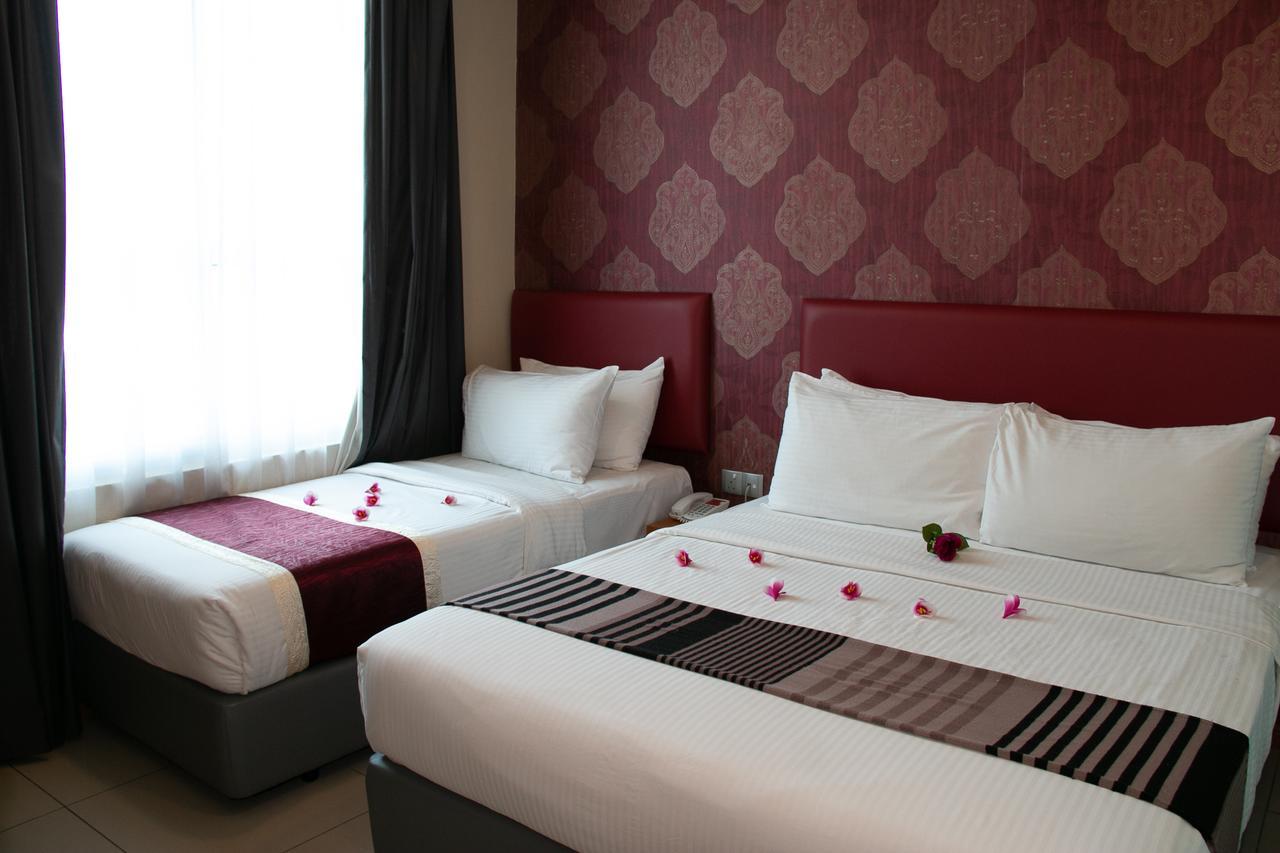 Prince33 Hotel